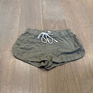 Roxy green lounge shorts size xs